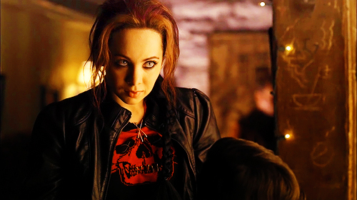 lost-girl_1x10